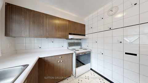 Photo 27 at 5 Wedgeport Place, Willowdale East, Toronto