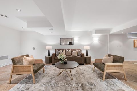 Photo 22 at 97 Toscana Road, Sonoma Heights, Vaughan