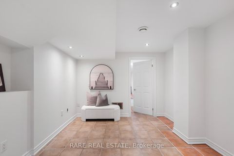 Photo 27 at 97 Toscana Road, Sonoma Heights, Vaughan