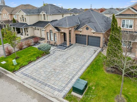 Photo 32 at 97 Toscana Road, Sonoma Heights, Vaughan
