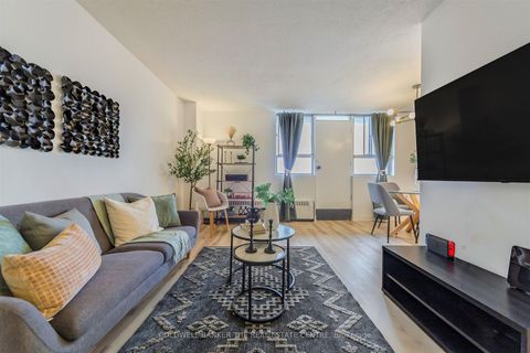 Photo 3 at 1006 - 100 Dundalk Drive, Dorset Park, Toronto