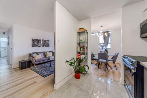 Photo 13 at 1006 - 100 Dundalk Drive, Dorset Park, Toronto