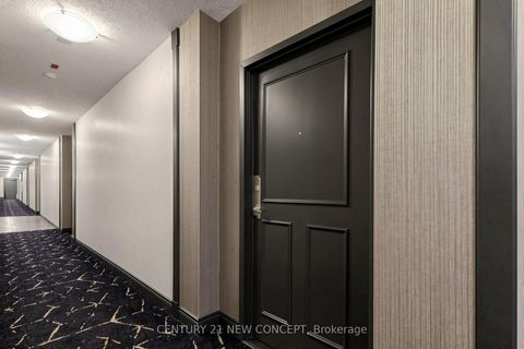 Photo 2 at 614 - 2495 Dundas Street W, High Park North, Toronto