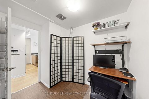 Photo 18 at 614 - 2495 Dundas Street W, High Park North, Toronto