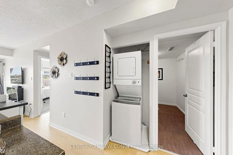 Photo 20 at 614 - 2495 Dundas Street W, High Park North, Toronto