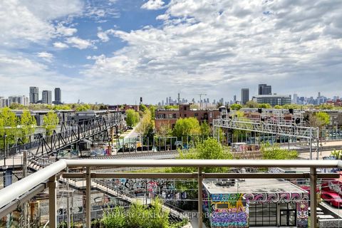 Photo 24 at 614 - 2495 Dundas Street W, High Park North, Toronto