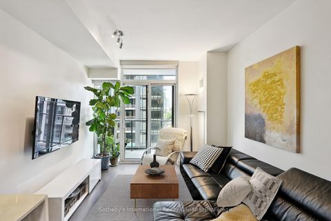 Photo 3 at 903 - 105 George Street, Moss Park, Toronto