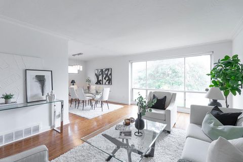 Photo 8 at 135 Combe Avenue, Bathurst Manor, Toronto