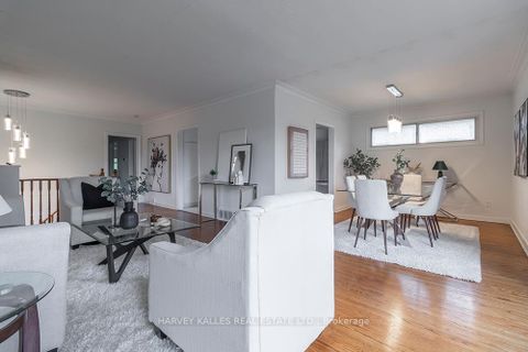 Photo 9 at 135 Combe Avenue, Bathurst Manor, Toronto