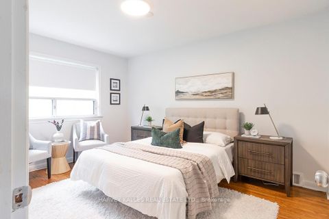 Photo 19 at 135 Combe Avenue, Bathurst Manor, Toronto