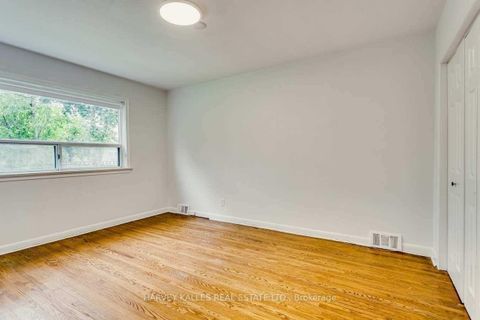 Photo 21 at 135 Combe Avenue, Bathurst Manor, Toronto