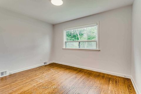 Photo 22 at 135 Combe Avenue, Bathurst Manor, Toronto