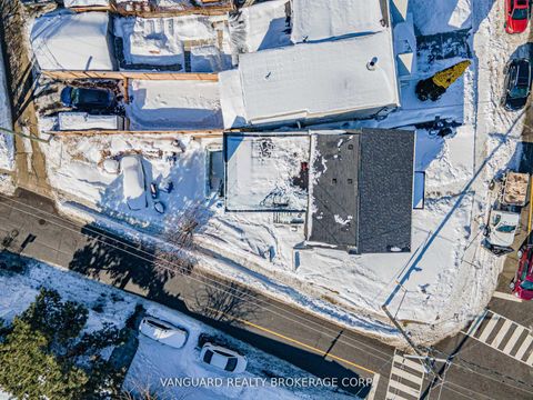 Photo 3 at 410 Maybank Avenue, Junction Area, Toronto