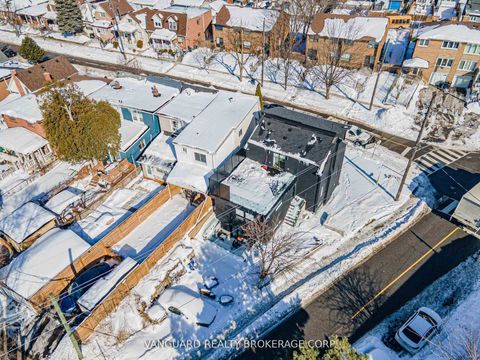 Photo 4 at 410 Maybank Avenue, Junction Area, Toronto
