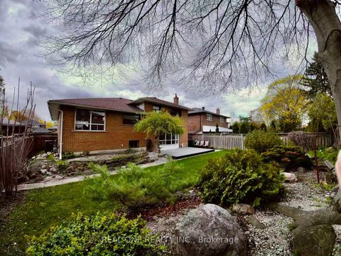 Photo 49 at 22 Kenmanor Boulevard, L'Amoreaux, Toronto