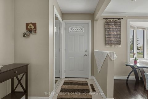 Photo 1 at 51 Gilroy Drive, Dorset Park, Toronto