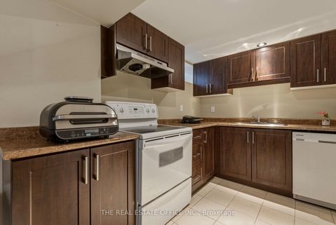 Photo 33 at 51 Gilroy Drive, Dorset Park, Toronto