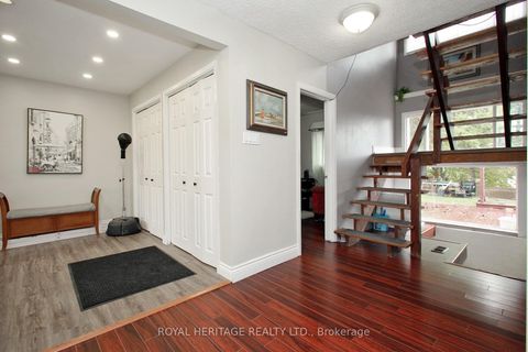 Photo 12 at 4 Brantwood Drive, Woburn, Toronto