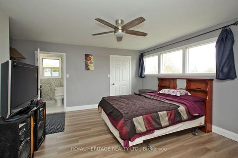 Photo 17 at 4 Brantwood Drive, Woburn, Toronto
