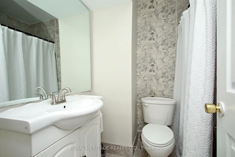 Photo 22 at 4 Brantwood Drive, Woburn, Toronto
