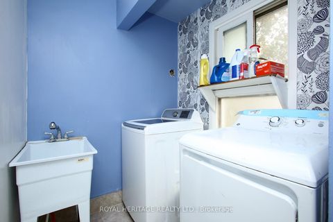 Photo 23 at 4 Brantwood Drive, Woburn, Toronto
