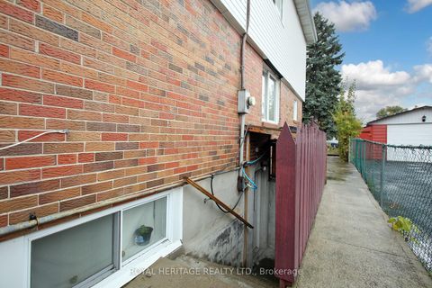 Photo 24 at 4 Brantwood Drive, Woburn, Toronto