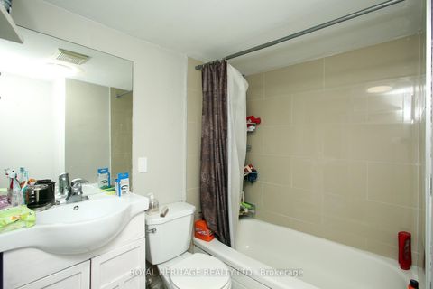 Photo 34 at 4 Brantwood Drive, Woburn, Toronto