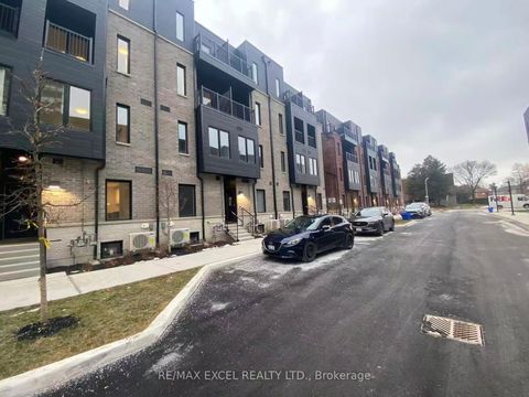 Photo 3 at 61 - 10 CALAMINT Lane, L'Amoreaux, Toronto
