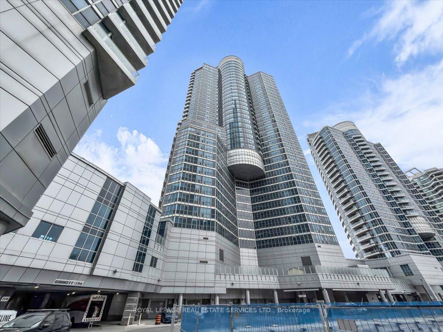 1104 - 208 Queens Quay W, Waterfront Communities C1, Toronto 