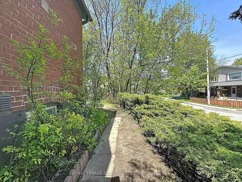 Photo 27 at 57 Queensdale Avenue, East York, Toronto