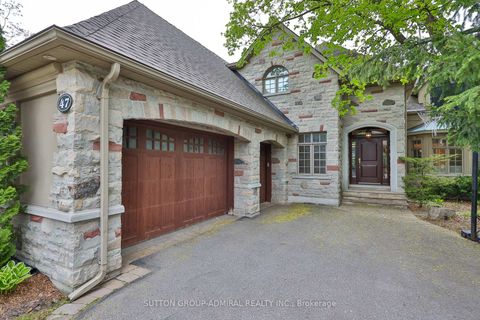 Photo 2 at 47 Johnson Street, Thornhill, Markham