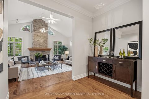Photo 11 at 47 Johnson Street, Thornhill, Markham