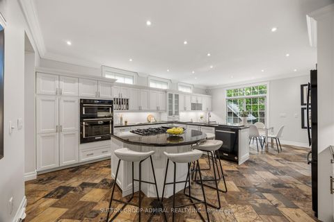 Photo 17 at 47 Johnson Street, Thornhill, Markham