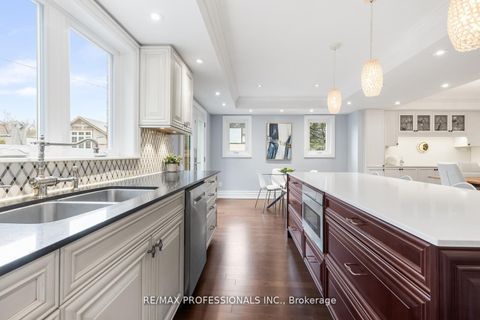 Photo 18 at 164 Morningside Avenue, Swansea, Toronto
