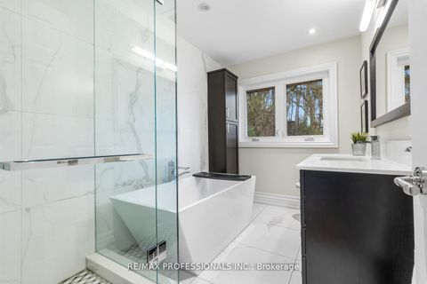 Photo 32 at 164 Morningside Avenue, Swansea, Toronto