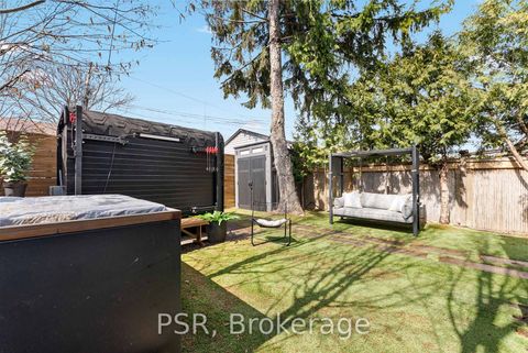 Photo 36 at 126 Dovercourt Road, Bellwoods, Toronto
