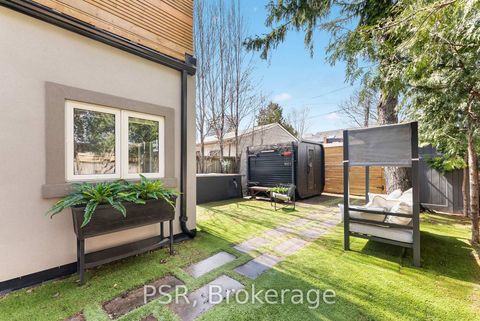 Photo 37 at 126 Dovercourt Road, Bellwoods, Toronto