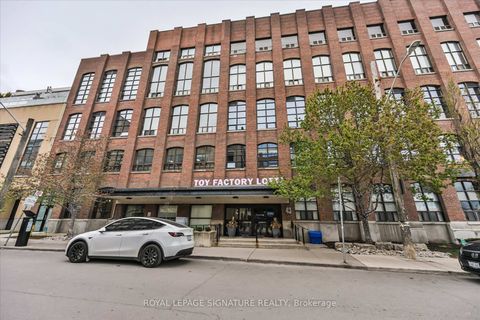Photo 9 at 618 - 43 Hanna Avenue, Niagara, Toronto
