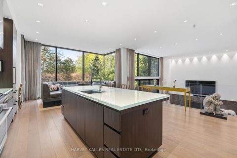 Photo 10 at 43 Hillholm Road, Forest Hill South, Toronto