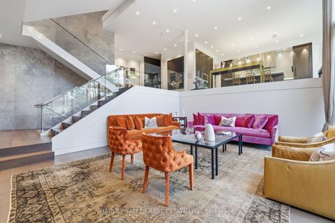Photo 14 at 43 Hillholm Road, Forest Hill South, Toronto