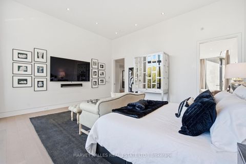 Photo 17 at 43 Hillholm Road, Forest Hill South, Toronto