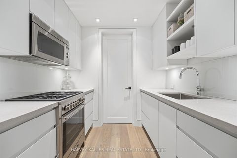 Photo 26 at 43 Hillholm Road, Forest Hill South, Toronto