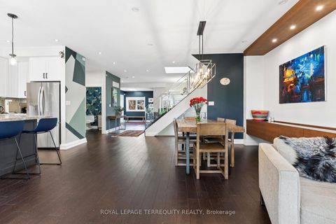 Photo 15 at 83 Humbercrest Boulevard, Lambton Baby Point, Toronto