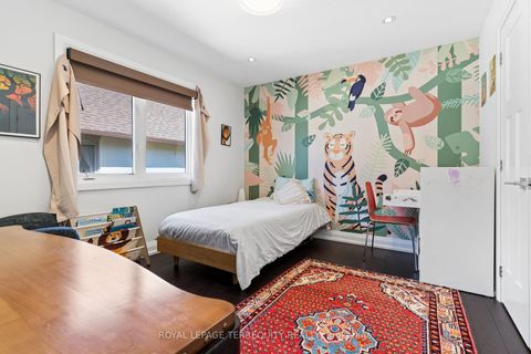 Photo 17 at 83 Humbercrest Boulevard, Lambton Baby Point, Toronto