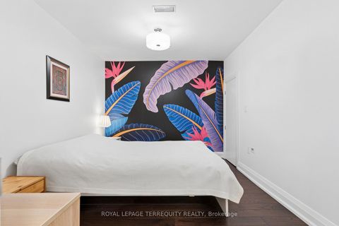 Photo 30 at 83 Humbercrest Boulevard, Lambton Baby Point, Toronto