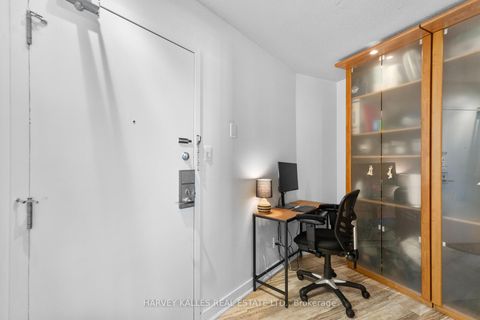 Photo 16 at 803 - 650 Queens Quay W, Niagara, Toronto