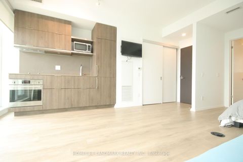 Photo 26 at 5508 - 197 Yonge Street, Yonge Corridor, Toronto