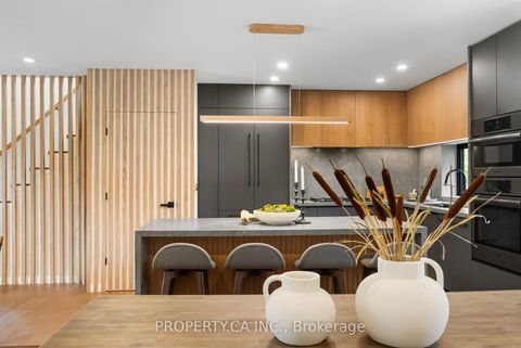 Photo 15 at 9 Maughan Crescent, The Beaches, Toronto