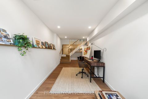 Photo 26 at 9 Maughan Crescent, The Beaches, Toronto