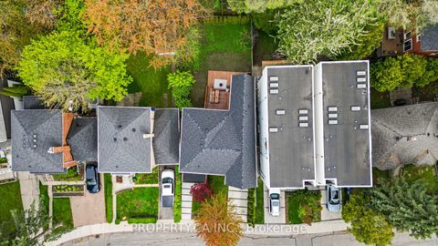 Photo 49 at 9 Maughan Crescent, The Beaches, Toronto